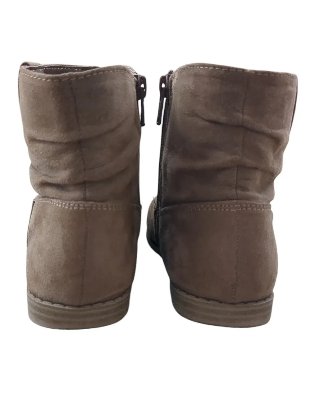 The Children’s Place Girls Taupe Suede Slouch Ankle Booties Size 1
